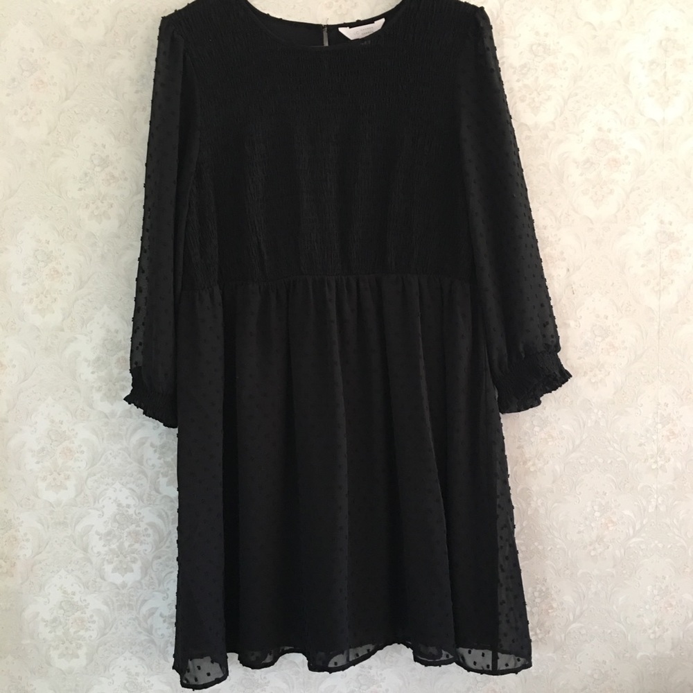 Black, light weight party dress!